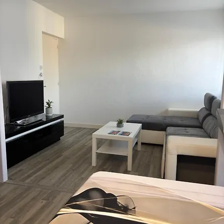 Appartement Montalieu アパート Montalieu-Vercieu